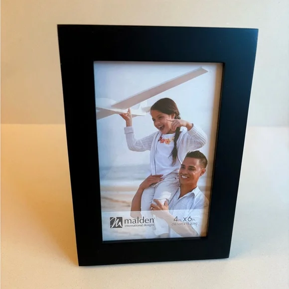 Malden Black Frame 4x6 - Picture 3 of 3